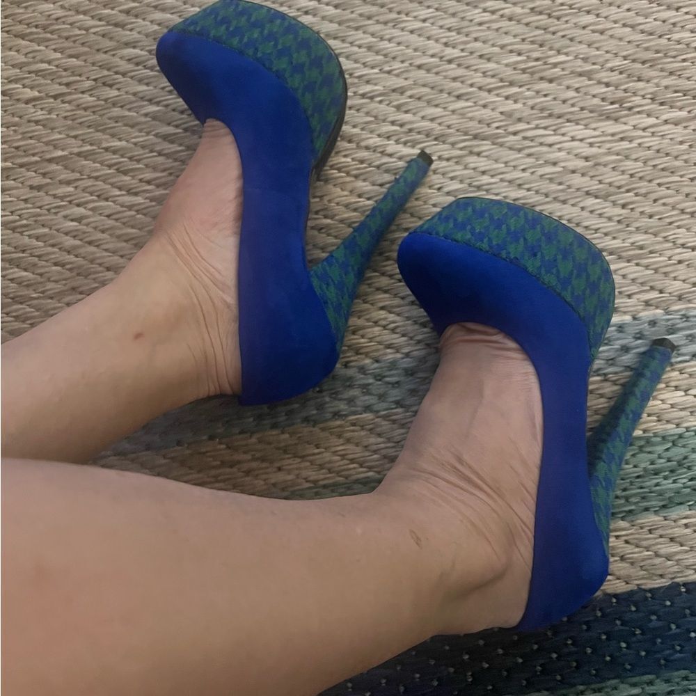🛍️ Blue green suede, embroidered platform, stiletto pumps, high heels, size 7 - Picture 13 of 16